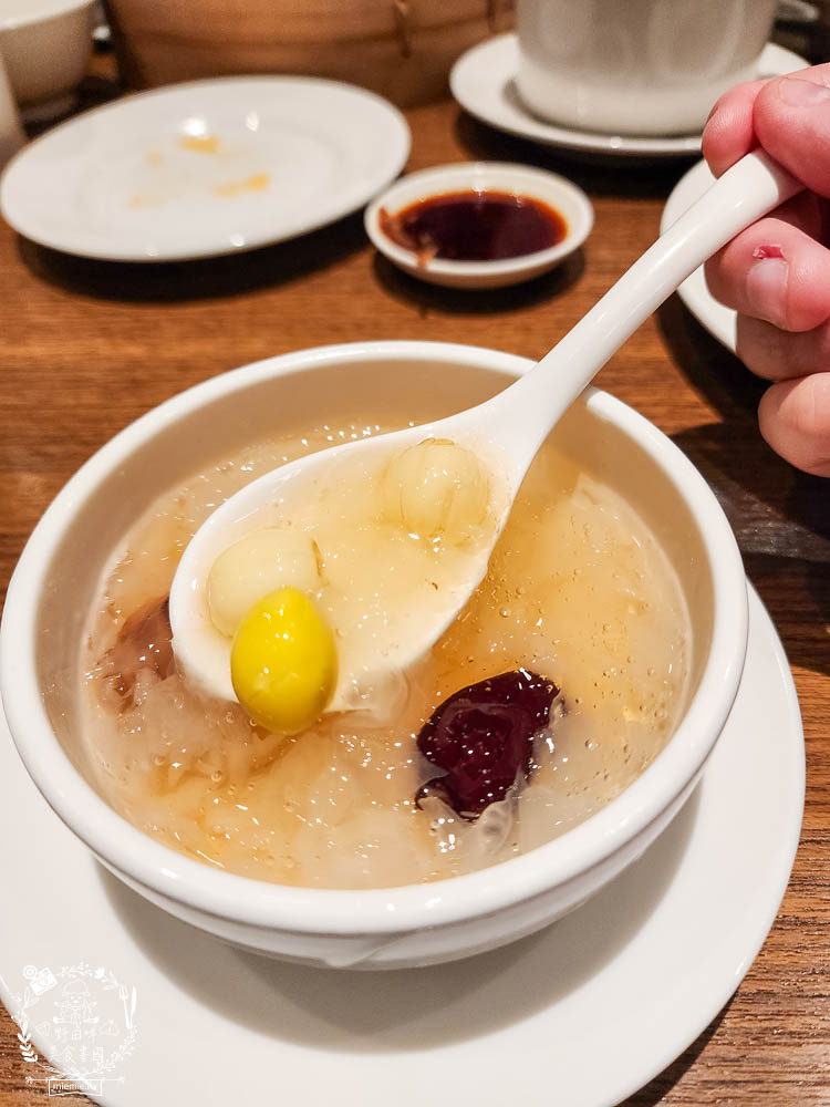 鼎泰豐|高雄超人氣小籠包中式料理!連平日中午都要等40分鐘!排骨蛋炒飯跟小籠包是人氣必點! - 第53張圖 鼎泰豐|高雄超人氣小籠包中式料理!連平日中午都要等40分鐘!排骨蛋炒飯跟小籠包是人氣必點!