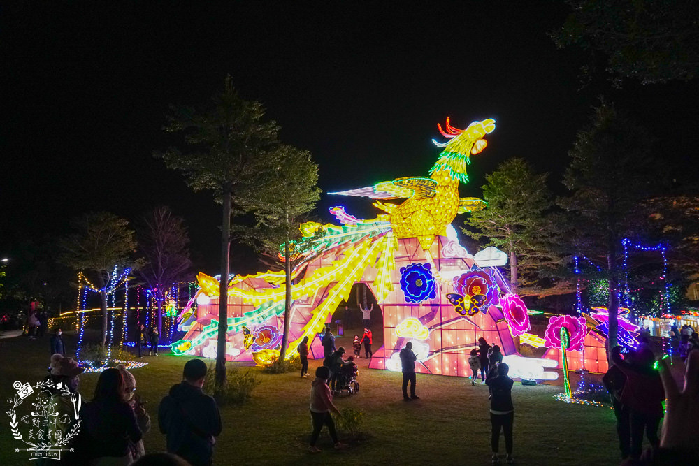 佛光山元宵節燦爛花燈+500架無人機燈光秀+絢麗煙火繽紛耀眼超好拍！佛光山美食景點推薦!