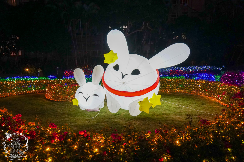 佛光山元宵節燦爛花燈+500架無人機燈光秀+絢麗煙火繽紛耀眼超好拍！佛光山美食景點推薦!