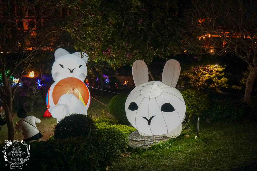 佛光山元宵節燦爛花燈+500架無人機燈光秀+絢麗煙火繽紛耀眼超好拍！佛光山美食景點推薦!