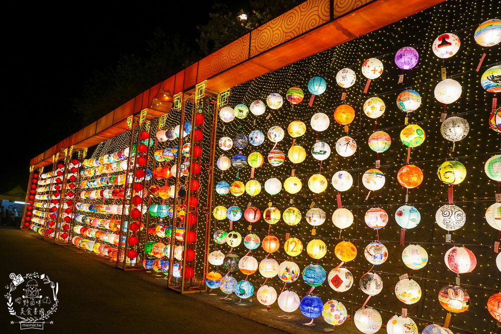 佛光山元宵節燦爛花燈+500架無人機燈光秀+絢麗煙火繽紛耀眼超好拍！佛光山美食景點推薦!