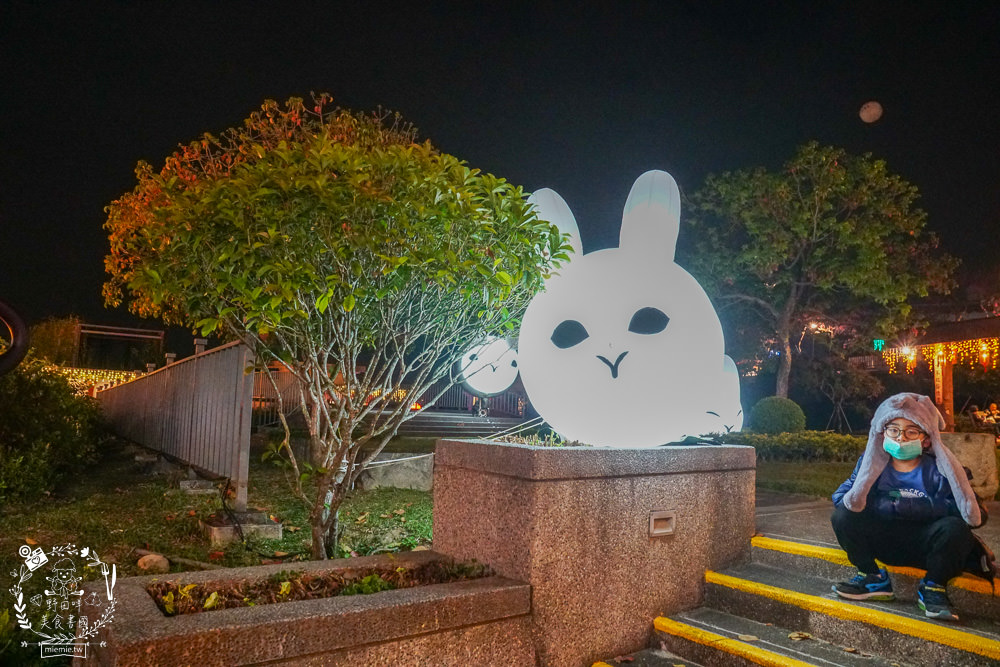 佛光山元宵節燦爛花燈+500架無人機燈光秀+絢麗煙火繽紛耀眼超好拍！佛光山美食景點推薦!