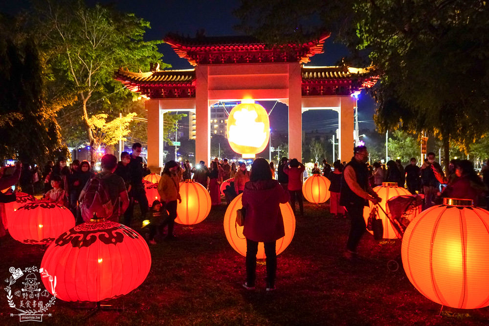 2023高雄蓮池潭燈會攻略!尋找超可愛的ㄇㄚˊ幾兔+OPEN家族拍照!高雄燈會交通|高雄燈會 - 第25張圖 2023高雄蓮池潭燈會攻略!尋找超可愛的ㄇㄚˊ幾兔+OPEN家族拍照!高雄燈會交通|高雄燈會