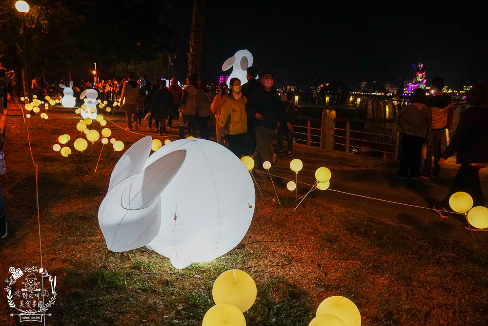2023高雄蓮池潭燈會攻略!尋找超可愛的ㄇㄚˊ幾兔+OPEN家族拍照!高雄燈會交通|高雄燈會 - 第35張圖 2023高雄蓮池潭燈會攻略!尋找超可愛的ㄇㄚˊ幾兔+OPEN家族拍照!高雄燈會交通|高雄燈會