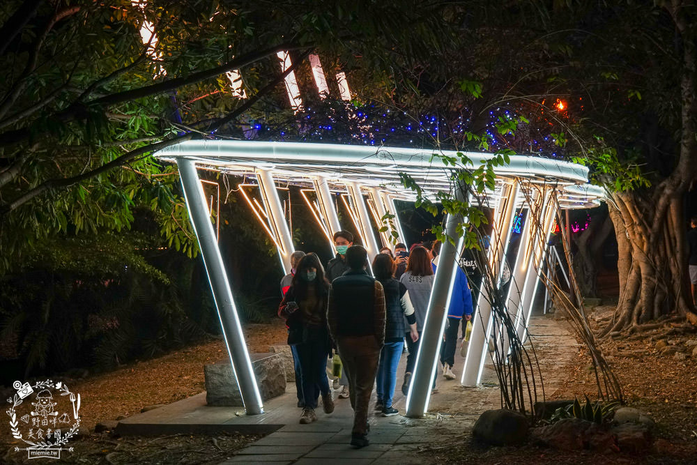 2023高雄蓮池潭燈會攻略!尋找超可愛的ㄇㄚˊ幾兔+OPEN家族拍照!高雄燈會交通|高雄燈會 - 第37張圖 2023高雄蓮池潭燈會攻略!尋找超可愛的ㄇㄚˊ幾兔+OPEN家族拍照!高雄燈會交通|高雄燈會