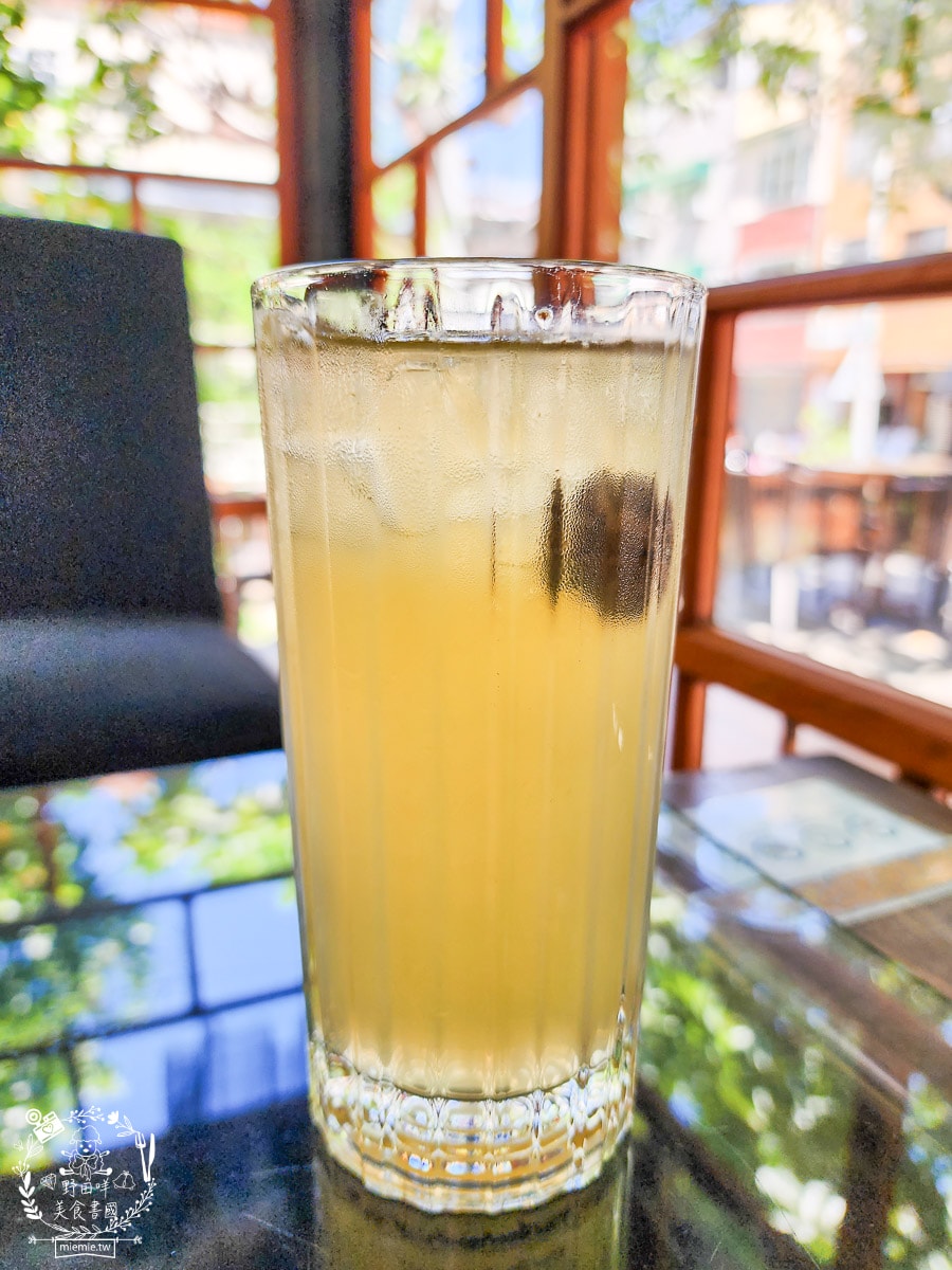 卓也竹園町|隱藏在台南巷弄超好拍的京都風日式老屋!昭和10年前台南州職員宿舍的老宅改造成景觀餐廳!