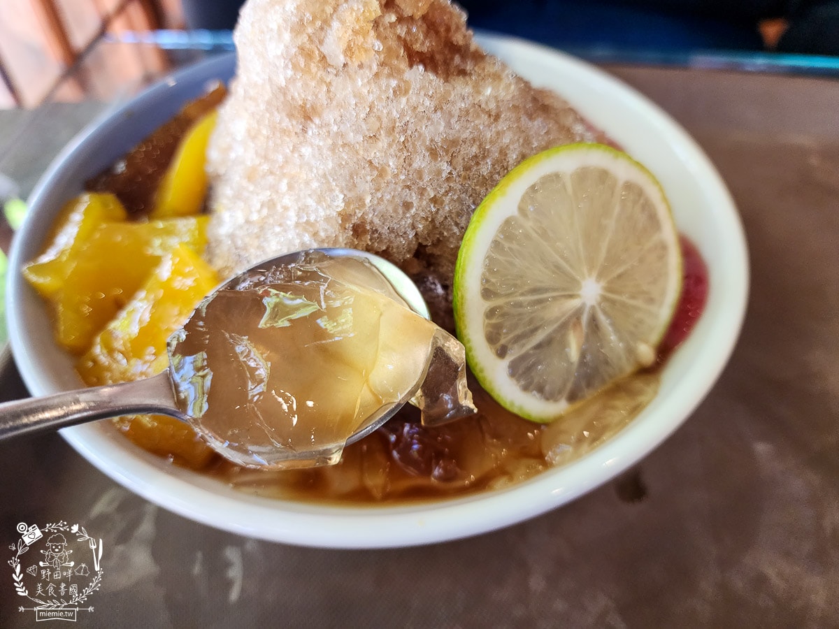 卓也竹園町|隱藏在台南巷弄超好拍的京都風日式老屋!昭和10年前台南州職員宿舍的老宅改造成景觀餐廳!