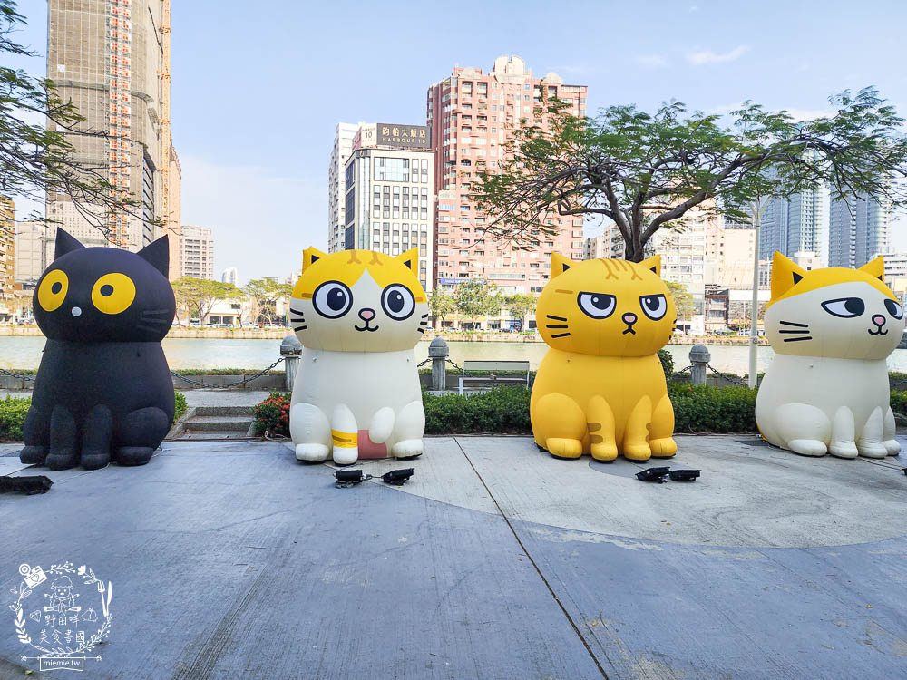 2024高雄黃色小鴨冬日遊樂園|超好拍照的兩隻黃色小鴨就在流行中心!