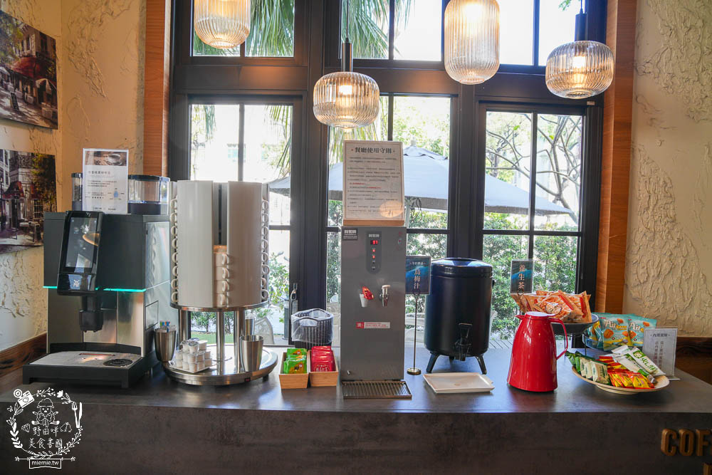 高雄河堤商圈美食餐廳與特色店家推薦!桔田村早午餐+綠之屋複合式餐館+有時喝茶鍋煮奶茶+左腳右腳按摩+江夏傳統整復推拿