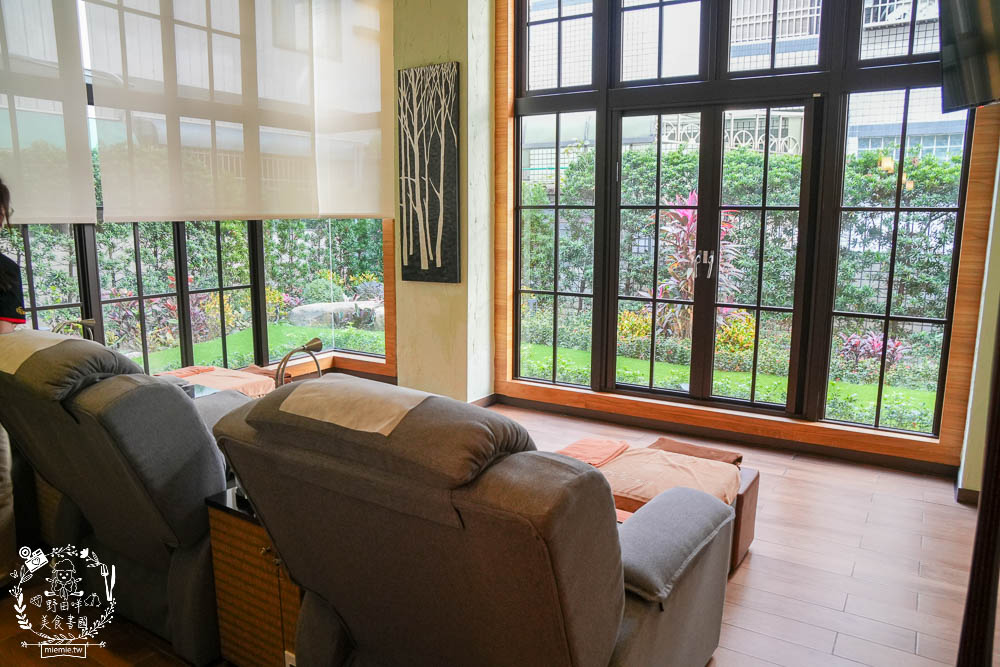 高雄河堤商圈美食餐廳與特色店家推薦!桔田村早午餐+綠之屋複合式餐館+有時喝茶鍋煮奶茶+左腳右腳按摩+江夏傳統整復推拿