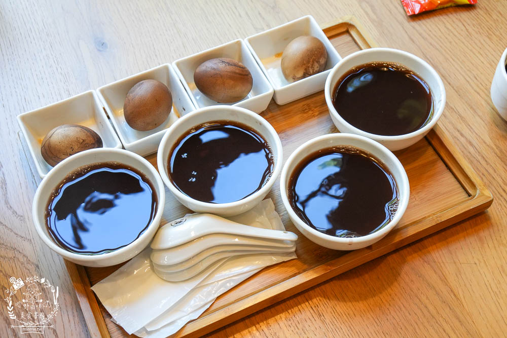 高雄河堤商圈美食餐廳與特色店家推薦!桔田村早午餐+綠之屋複合式餐館+有時喝茶鍋煮奶茶+左腳右腳按摩+江夏傳統整復推拿