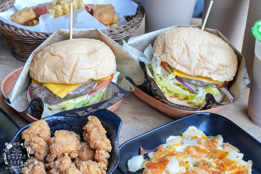 桔田村早午餐|三民區早午餐推薦！河堤商圈營業七年的經典早餐店！超多品項的餐點可以選擇