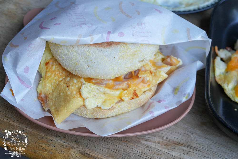 桔田村早午餐|三民區早午餐推薦！河堤商圈營業七年的經典早餐店！超多品項的餐點可以選擇