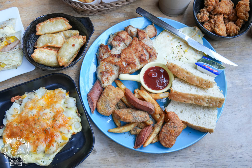 桔田村早午餐|三民區早午餐推薦！河堤商圈營業七年的經典早餐店！超多品項的餐點可以選擇