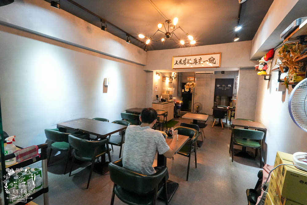 鳳山美食[食扒穗麻辣燙炒泡麵]文山特區超人氣平價美食推薦!3倍炙燒肉肉好澎湃!