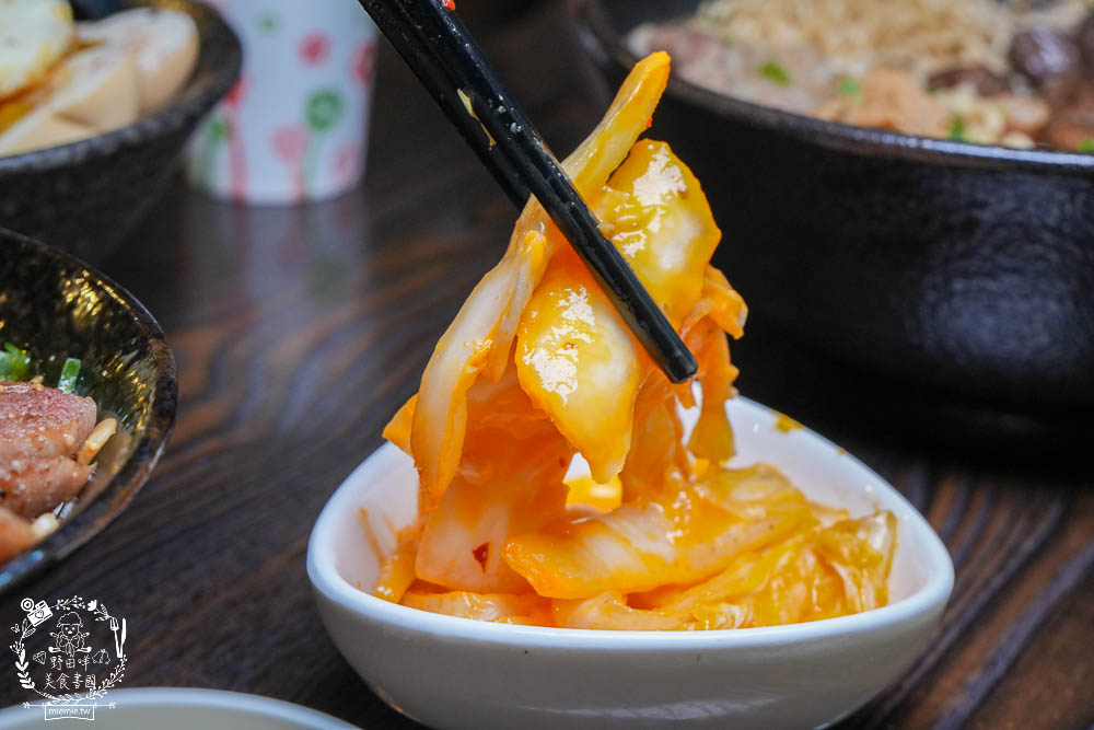 鳳山美食[食扒穗麻辣燙炒泡麵]文山特區超人氣平價美食推薦!3倍炙燒肉肉好澎湃!