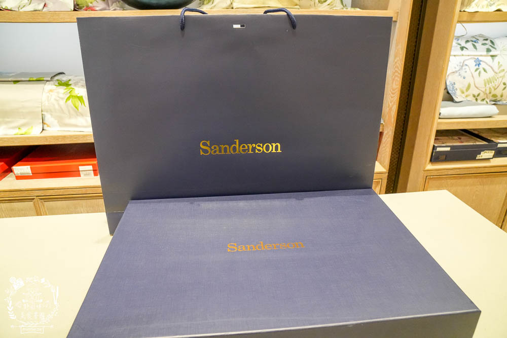 高級寢具品牌分享[日比家族曜瑪AMA品牌專櫃]Sanderson英國皇室御用寢具|超親膚透氣寢具推薦/漢神巨蛋寢具品牌分享