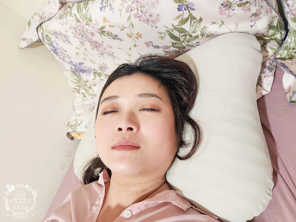 天然乳膠枕頭推薦[枕好睡元氣蛋白枕]日本最新研發技術的立體線型透氣孔排濕不悶熱|泰國高純度天然乳膠抑菌防螨