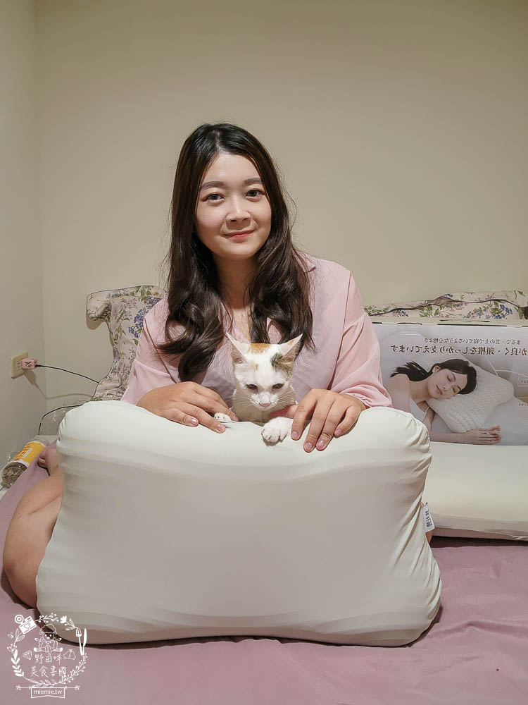 天然乳膠枕頭推薦[枕好睡元氣蛋白枕]日本最新研發技術的立體線型透氣孔排濕不悶熱|泰國高純度天然乳膠抑菌防螨