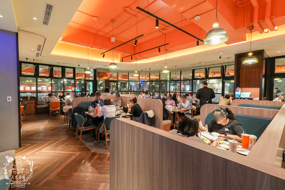 溜溜酸菜魚專賣店富民旗艦店|營業至23:30的左營宵夜新選擇且全日營業的高雄人氣酸菜魚！