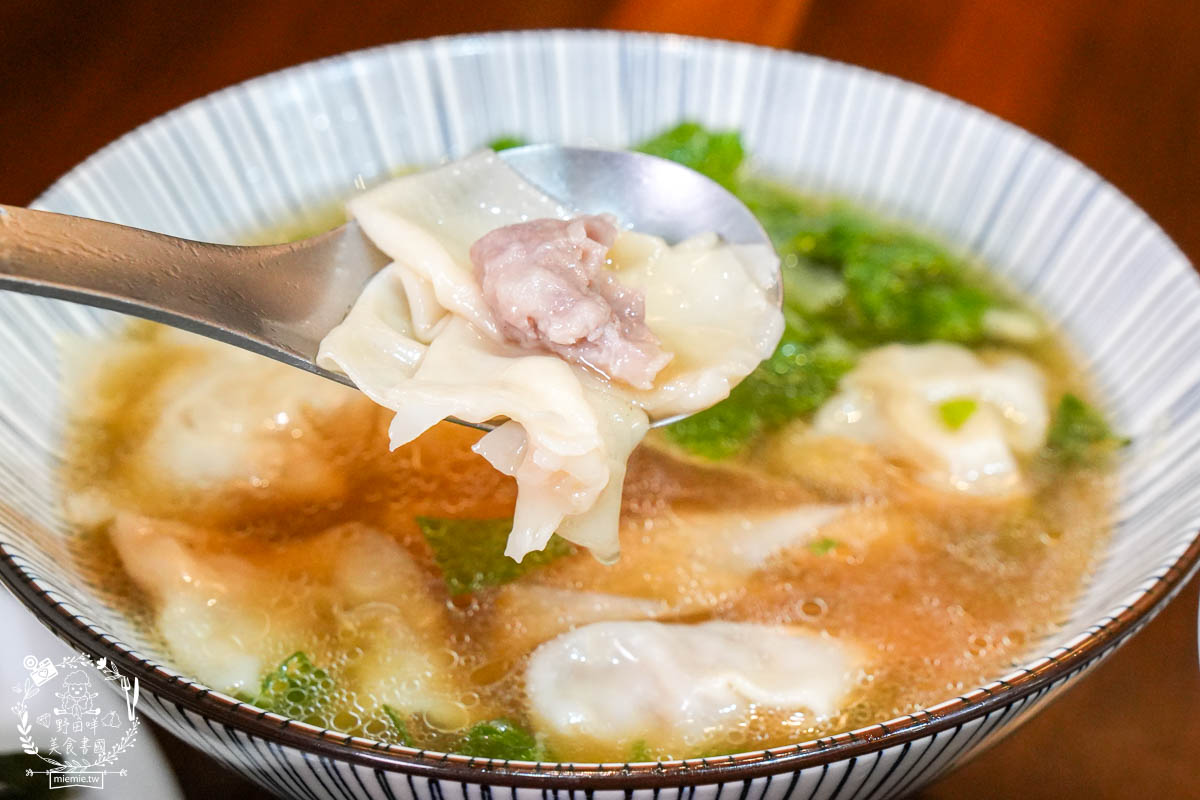 燕巢風味外省麵|每逢假日必客滿的燕巢麵店!古香古色的舒適裝潢成為遊客的燕巢必吃美食!