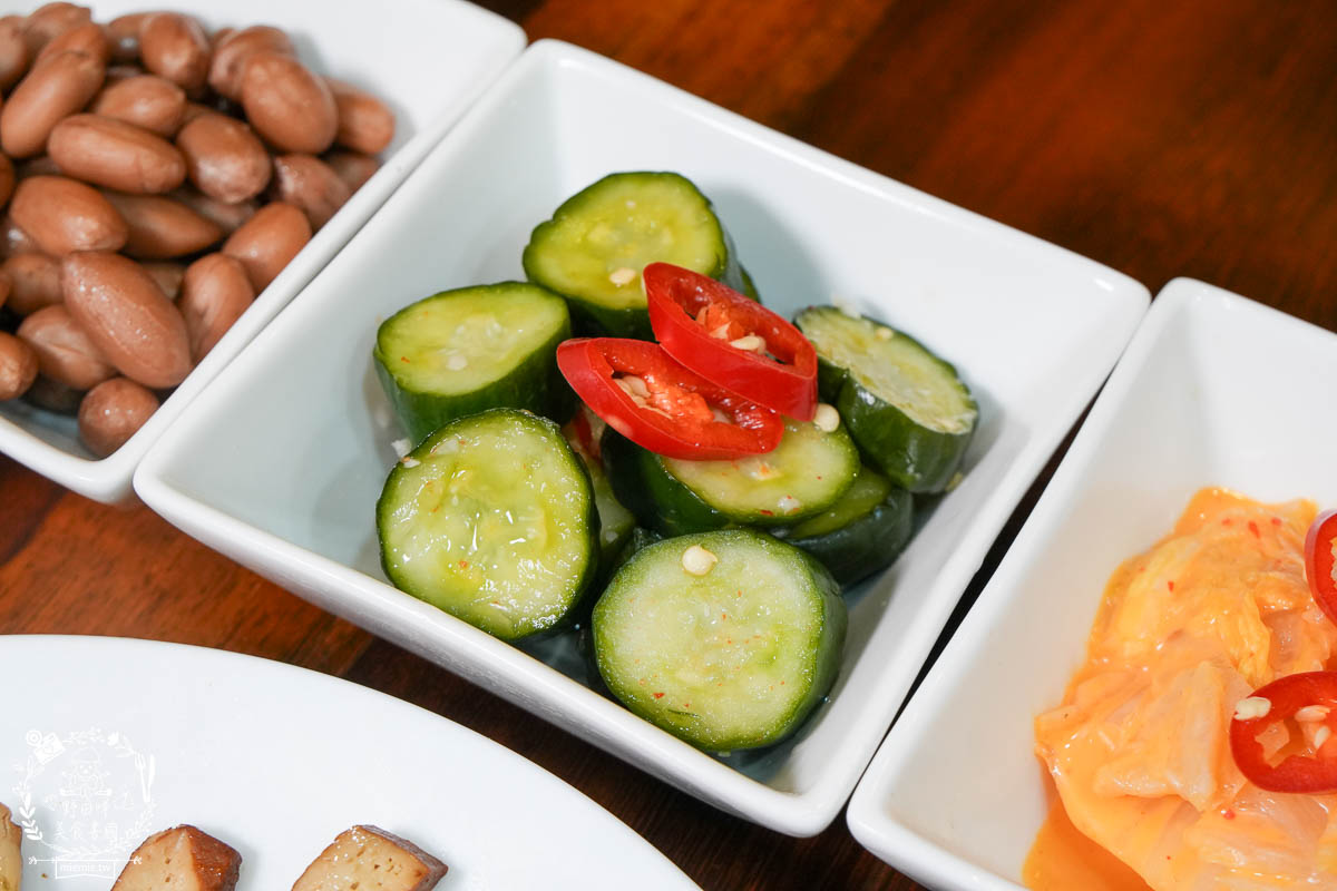 燕巢風味外省麵|每逢假日必客滿的燕巢麵店!古香古色的舒適裝潢成為遊客的燕巢必吃美食!