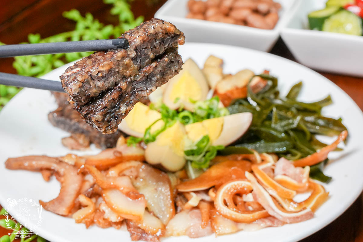 燕巢風味外省麵|每逢假日必客滿的燕巢麵店!古香古色的舒適裝潢成為遊客的燕巢必吃美食!