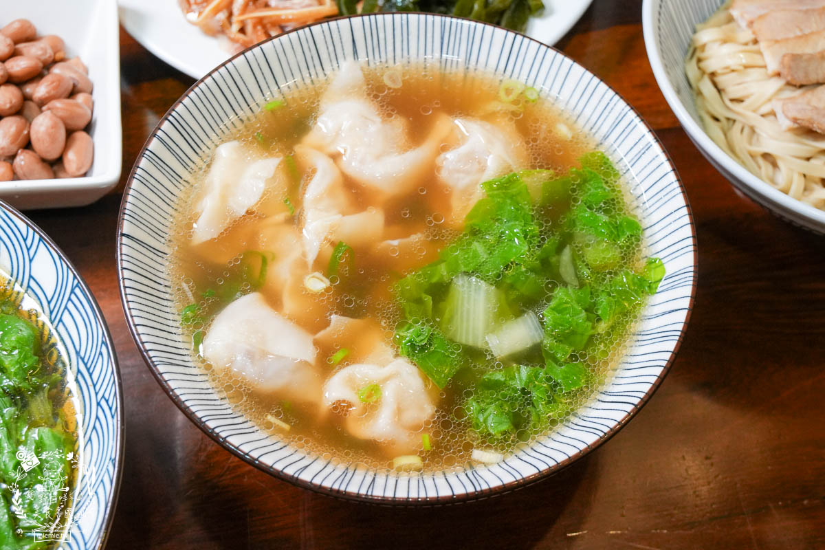 燕巢風味外省麵|每逢假日必客滿的燕巢麵店!古香古色的舒適裝潢成為遊客的燕巢必吃美食!