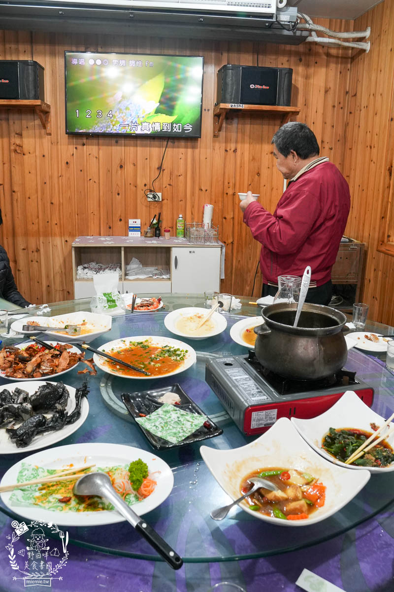 高雄土雞城推薦[綠野山莊花園餐廳]高雄最多雞肉料理的土雞城!隱藏在觀音山30餘年的在地人必推土雞城!