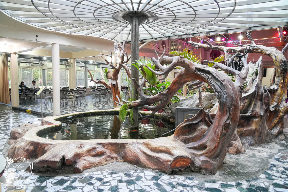 高雄土雞城推薦[綠野山莊花園餐廳]高雄最多雞肉料理的土雞城!隱藏在觀音山30餘年的在地人必推土雞城!