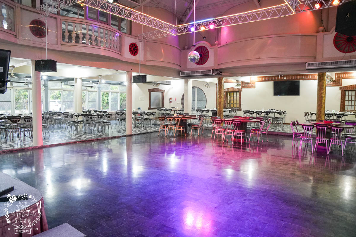 高雄土雞城推薦[綠野山莊花園餐廳]高雄最多雞肉料理的土雞城!隱藏在觀音山30餘年的在地人必推土雞城!