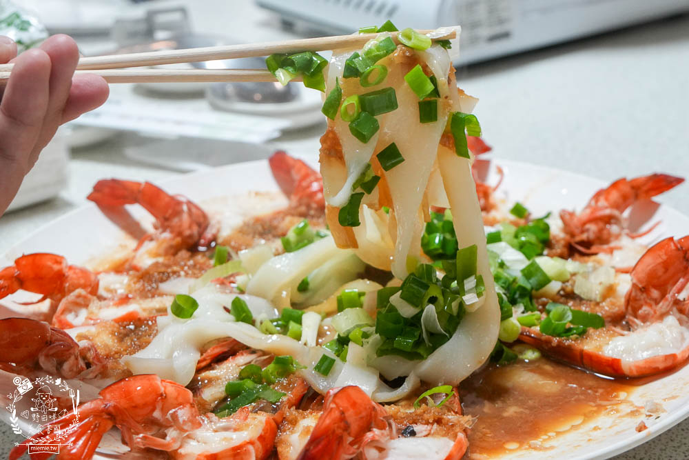 高雄土雞城推薦[綠野山莊花園餐廳]高雄最多雞肉料理的土雞城!隱藏在觀音山30餘年的在地人必推土雞城!