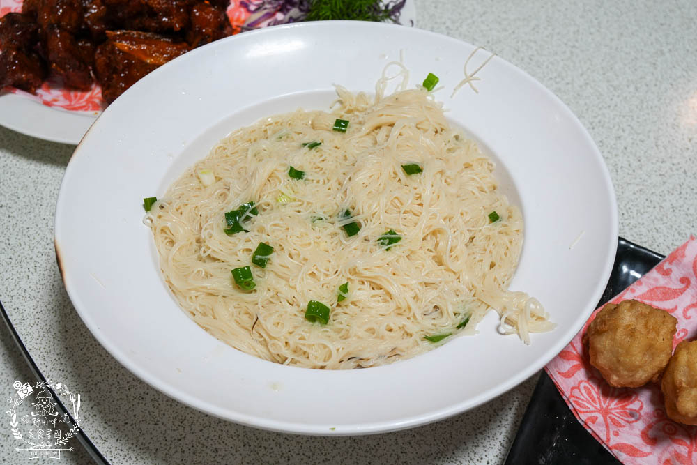 高雄土雞城推薦[綠野山莊花園餐廳]高雄最多雞肉料理的土雞城!隱藏在觀音山30餘年的在地人必推土雞城!