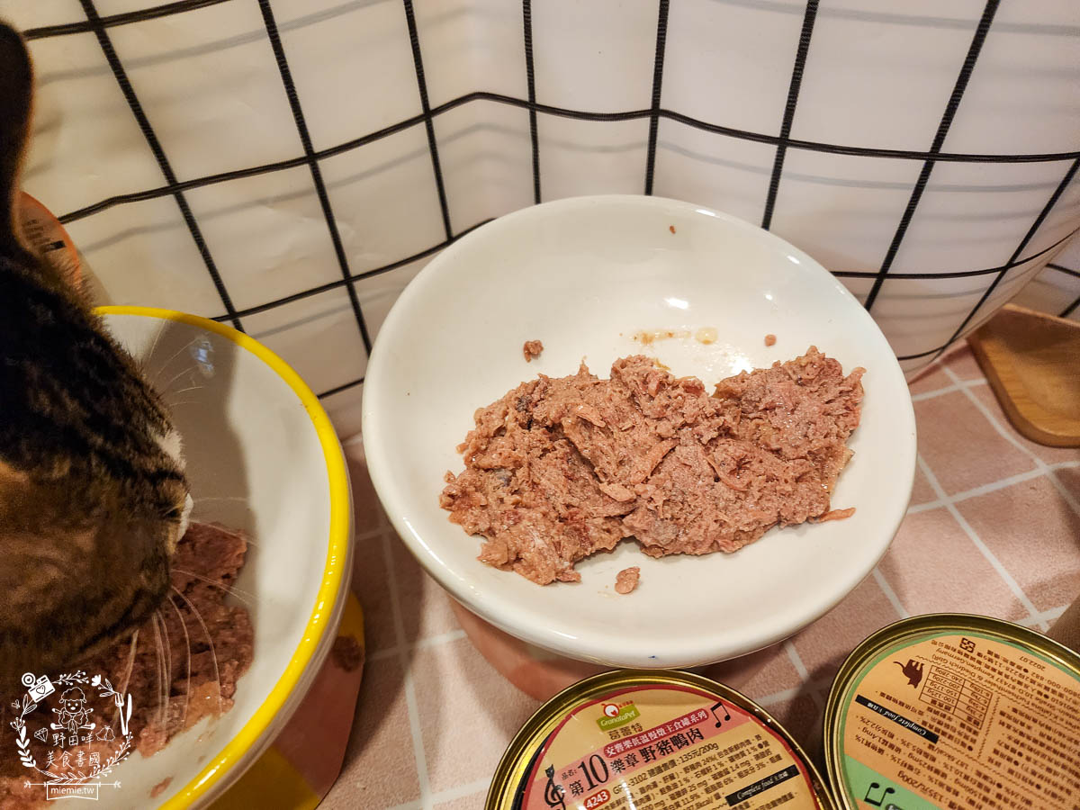 德國貓咪主食罐[葛蕾特交響樂主食貓罐評價]添加石榴的營養保健聖品!高蛋白低碳水的貓咪主食罐推薦！