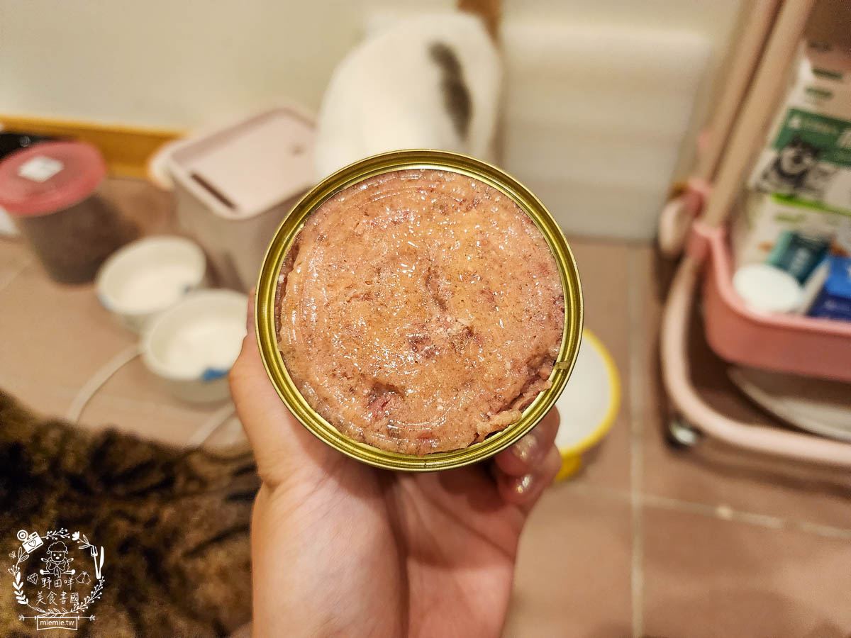 德國貓咪主食罐[葛蕾特交響樂主食貓罐評價]添加石榴的營養保健聖品!高蛋白低碳水的貓咪主食罐推薦！