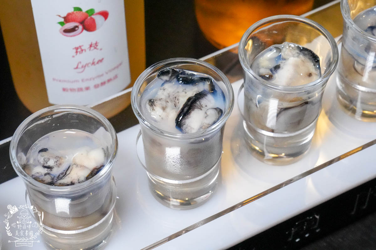 高雄宵夜推薦[賣烤魚的。]銷魂Q彈的麻辣跳跳蛙超特別!經典必吃的招牌廣西烤魚與生蠔杯鮮美推薦!