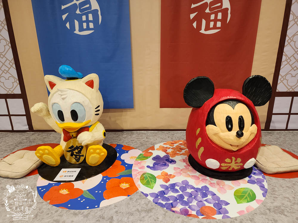 夢時代免費展覽[香港潮流公仔聯展]超過20座的大型FRP展品＋有趣打卡牆大人小孩都喜歡！