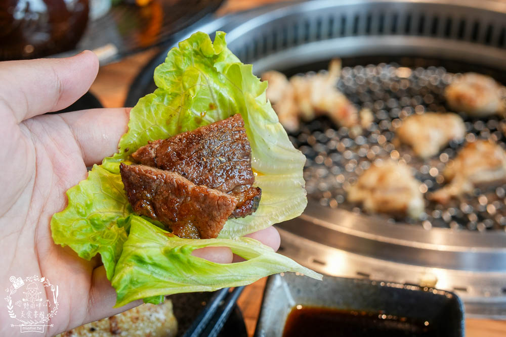 鳥松燒肉推薦[燒肉無双]文山特區超人氣景觀燒肉餐廳!開胃冰沙居然可以無限暢飲的高雄燒肉?