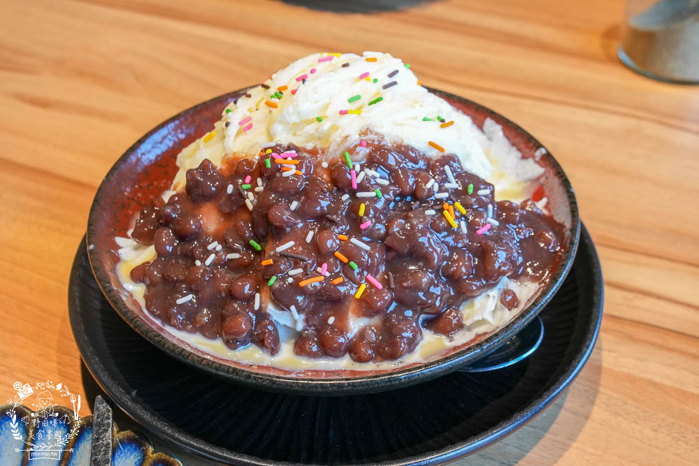 鳥松燒肉推薦[燒肉無双]文山特區超人氣景觀燒肉餐廳!開胃冰沙居然可以無限暢飲的高雄燒肉?