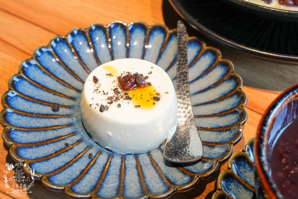 鳥松燒肉推薦[燒肉無双]文山特區超人氣景觀燒肉餐廳!開胃冰沙居然可以無限暢飲的高雄燒肉?