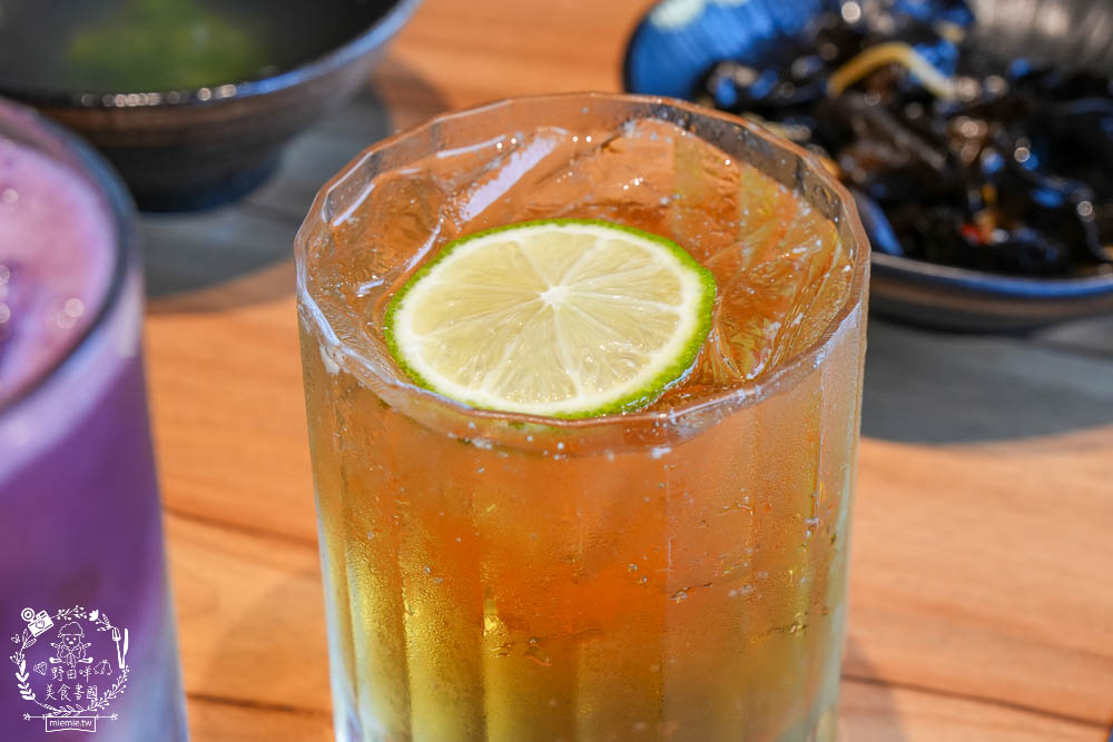 鳥松燒肉推薦[燒肉無双]文山特區超人氣景觀燒肉餐廳!開胃冰沙居然可以無限暢飲的高雄燒肉?