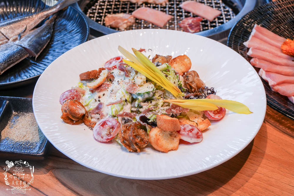 鳥松燒肉推薦[燒肉無双]文山特區超人氣景觀燒肉餐廳!開胃冰沙居然可以無限暢飲的高雄燒肉?