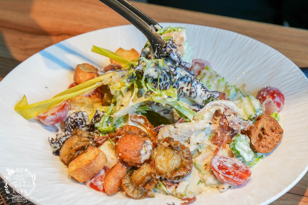 鳥松燒肉推薦[燒肉無双]文山特區超人氣景觀燒肉餐廳!開胃冰沙居然可以無限暢飲的高雄燒肉?