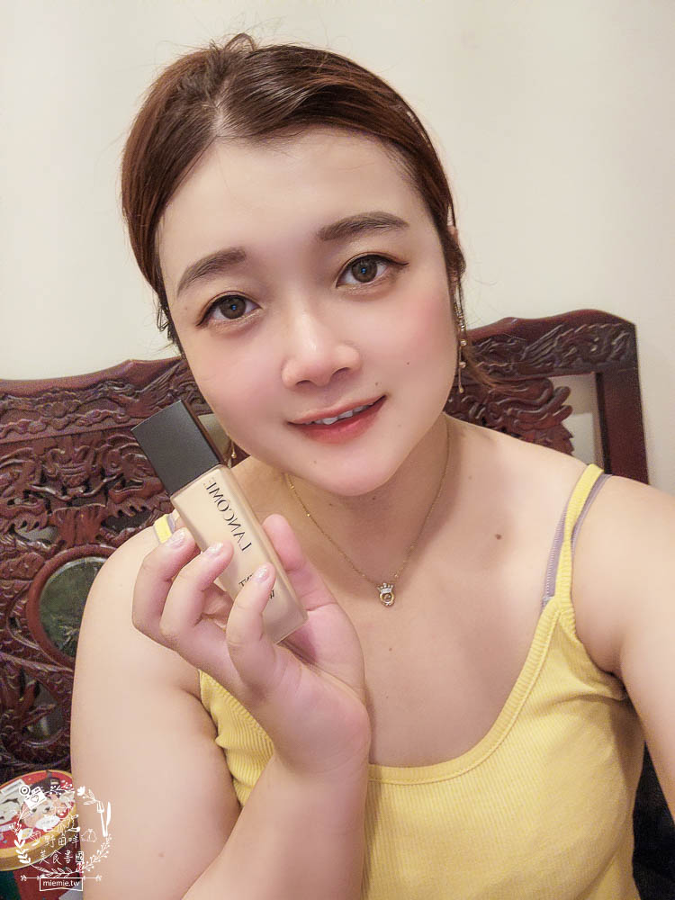 2024蘭蔻零粉感超持久粉底SPF48開箱實測!全新升級添加81%養膚精華與靠光遮瑕的超微粒柔霧粉體!夏天超持妝粉底液推薦~