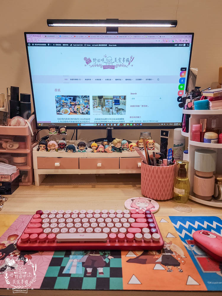 BenQ ScreenBar螢幕智能掛燈|榮獲 iF 國際大獎!獨家非對稱光型有效避免螢幕反光!無藍光危害獲得歐盟雙認證!