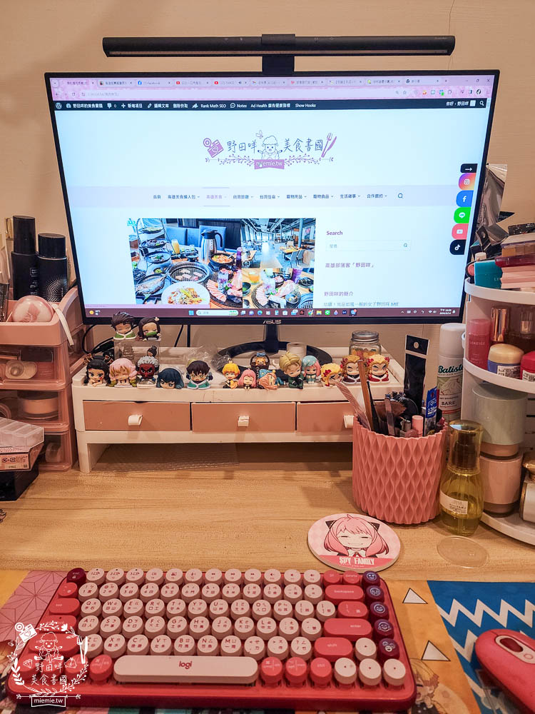 BenQ ScreenBar螢幕智能掛燈|榮獲 iF 國際大獎!獨家非對稱光型有效避免螢幕反光!無藍光危害獲得歐盟雙認證!