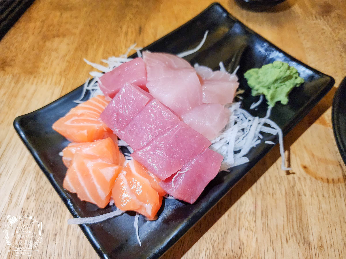 二丁前日本料理手作壽司|鳳山CP值超高的生魚片丼飯!鮭魚親子丼份量很多只要200元?!