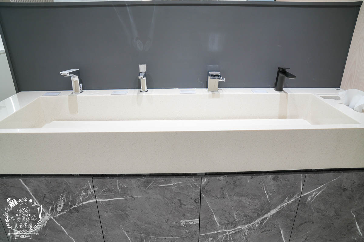 OVO京典衛浴高雄展示中心｜新世代衛浴首選品牌！創造美學實用兼具的私密時光！