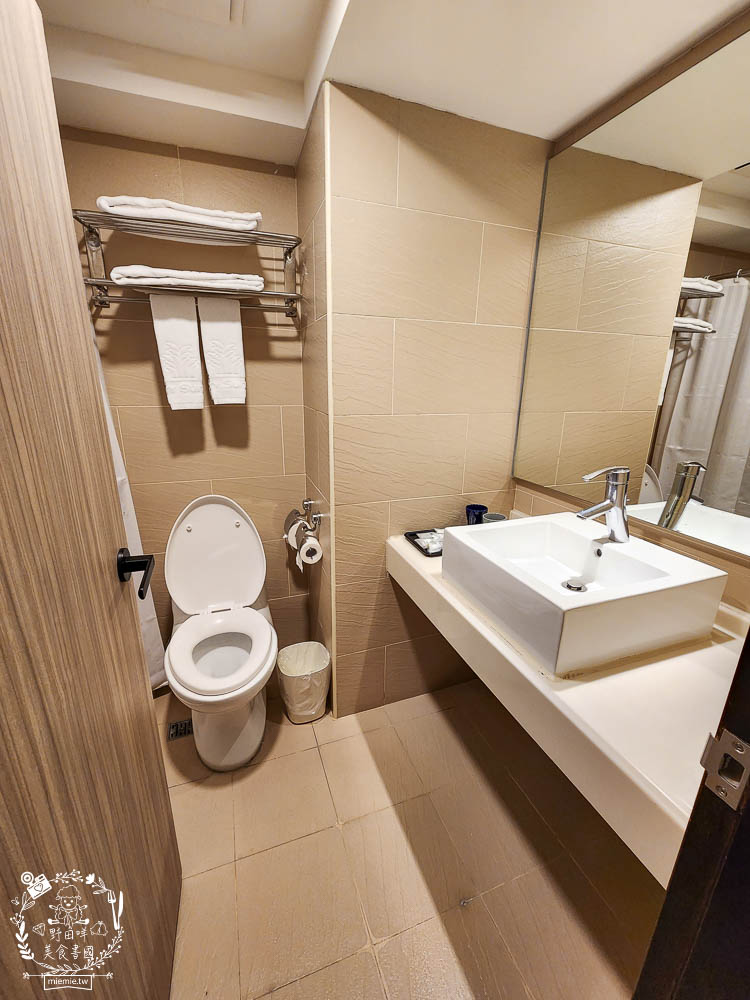 卡娜赫拉彩繪高鐵列車體驗!買高鐵假期送免費住宿?超好玩的Xpark有企鵝水母跟海豹可以玩整天!