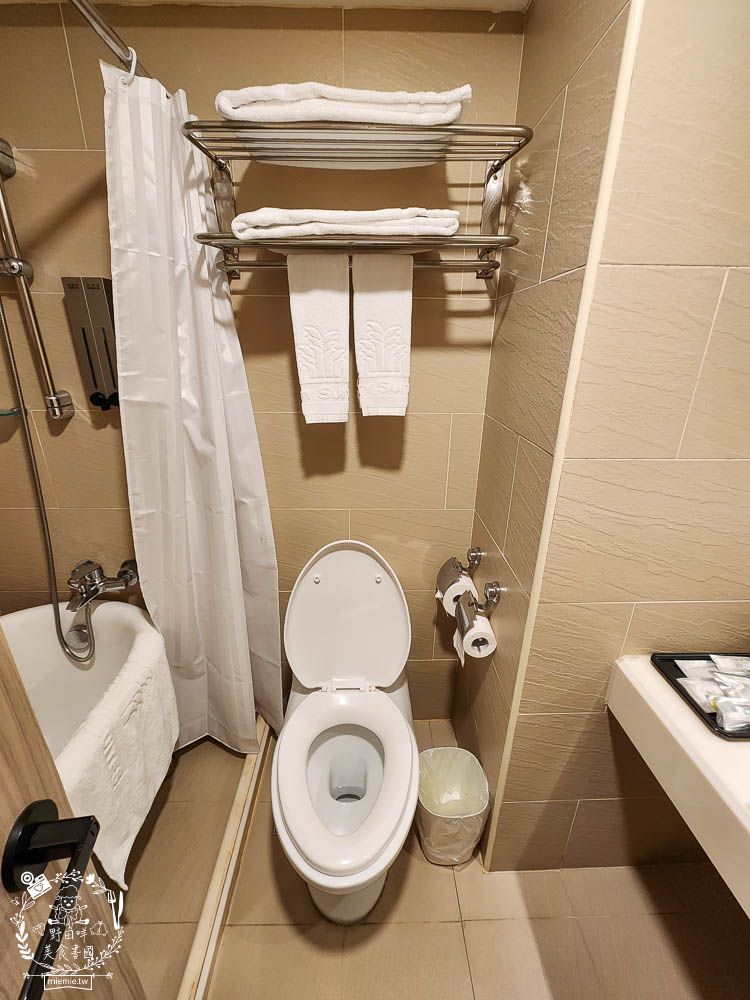 卡娜赫拉彩繪高鐵列車體驗!買高鐵假期送免費住宿?超好玩的Xpark有企鵝水母跟海豹可以玩整天!